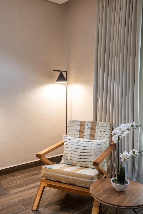 The White Orchid Hotel Lagos Dış mekan fotoğraf